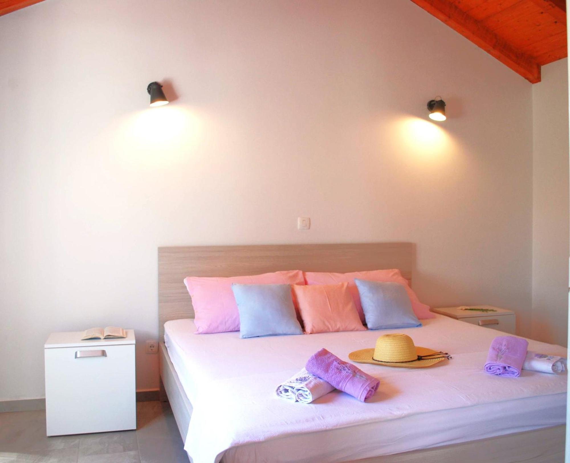 Vineyard House & Olive Grove House