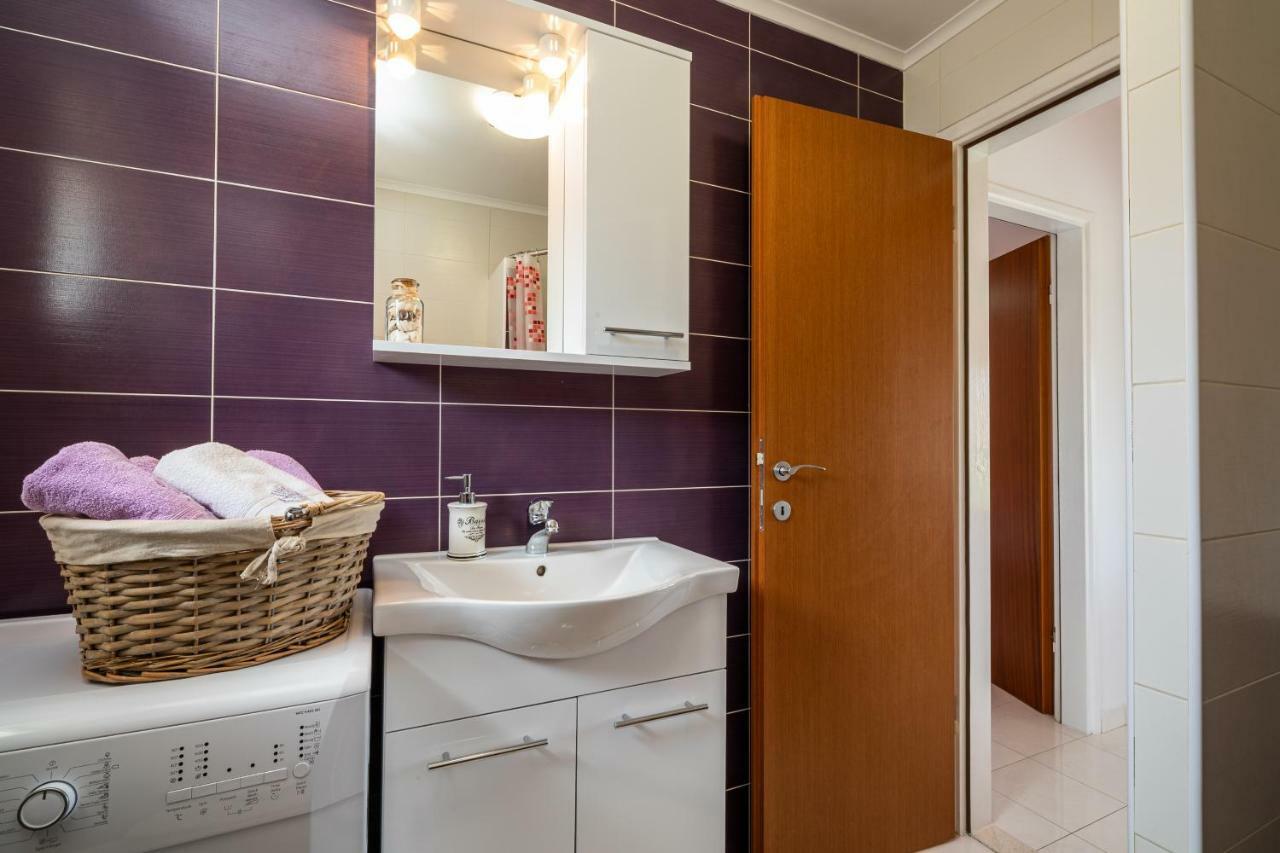 Vineyard House & Olive Grove House Holiday home